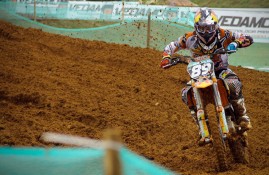 电子竞技app下载入口-哈登连续五场比赛得分超过战术调整，瑞士队挑战极限！